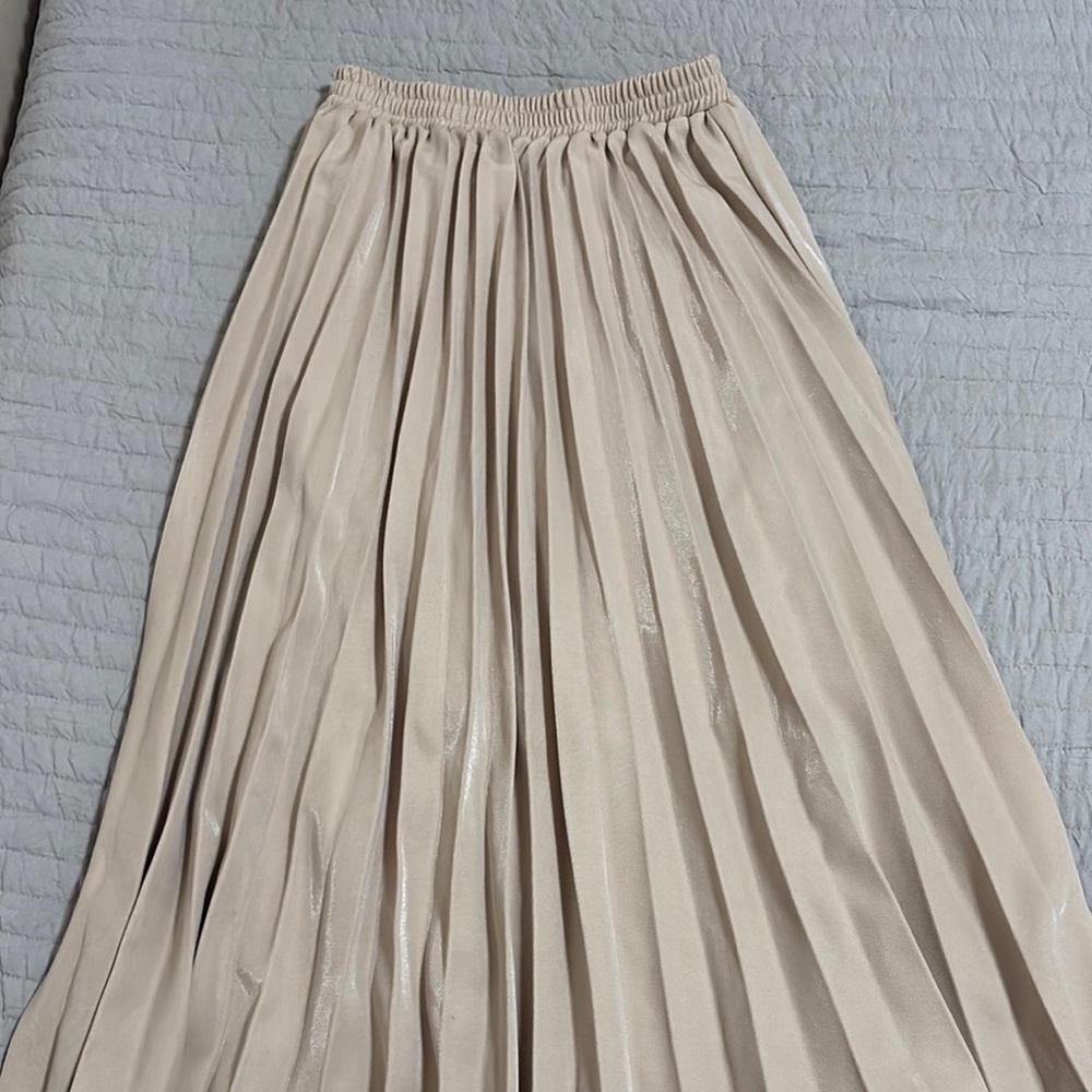 Cream Maxi A-Line Pleated Skirt